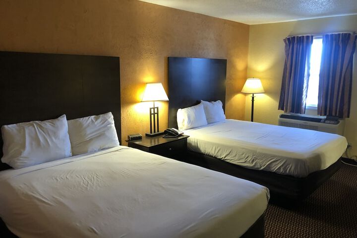 Room 29 of 33