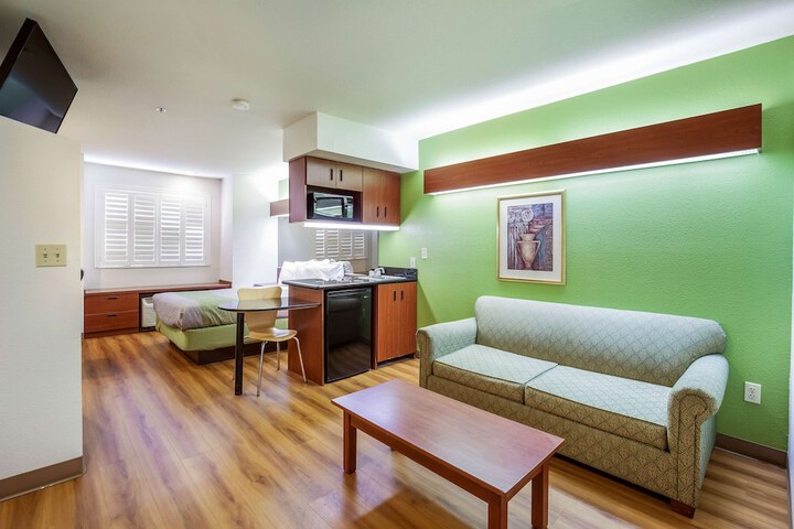 Motel 6 Dixon CA