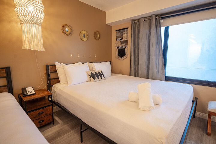 Room 33 of 63