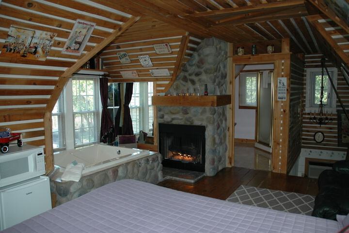 Room 45 of 76
