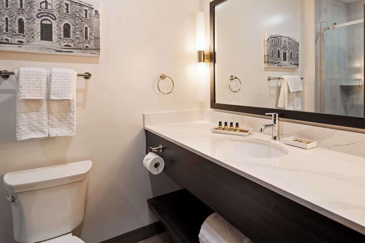 Best Western Plus Morden