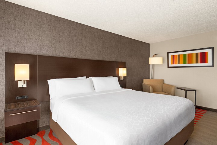 Holiday Inn Boston - Cambridge Area by IHG