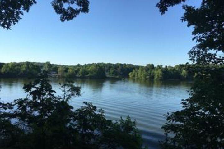 Buzzard Rock Resort & Marina