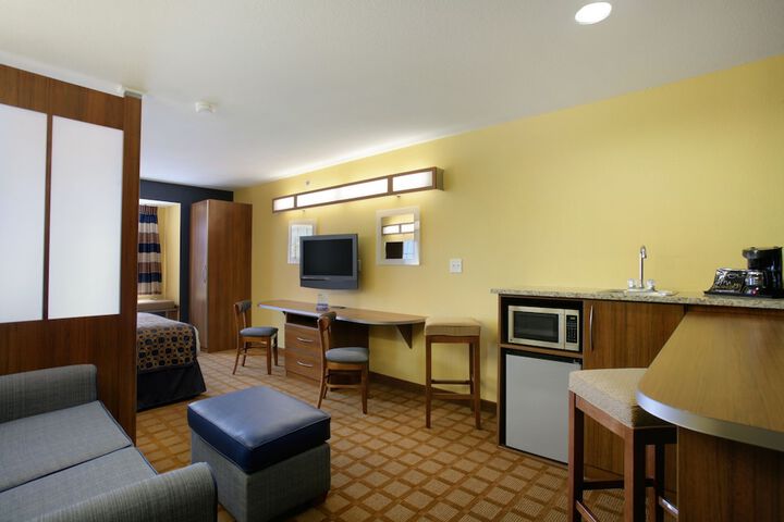 Room 15 of 50