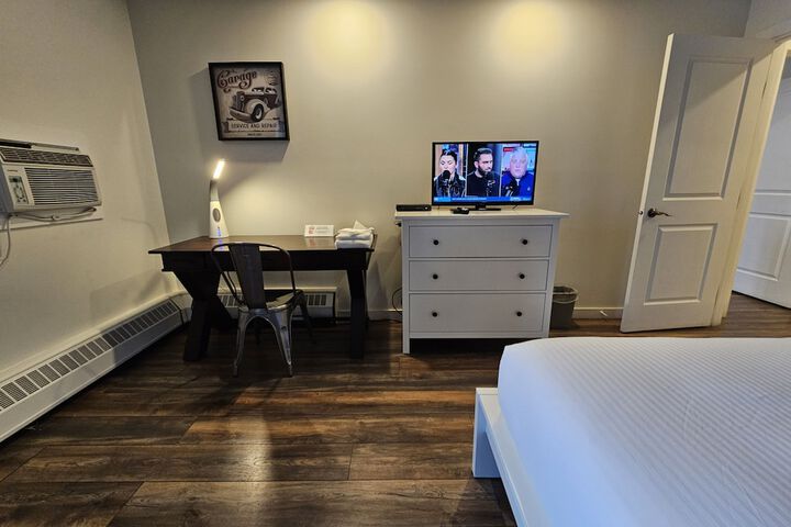 Room 66 of 174