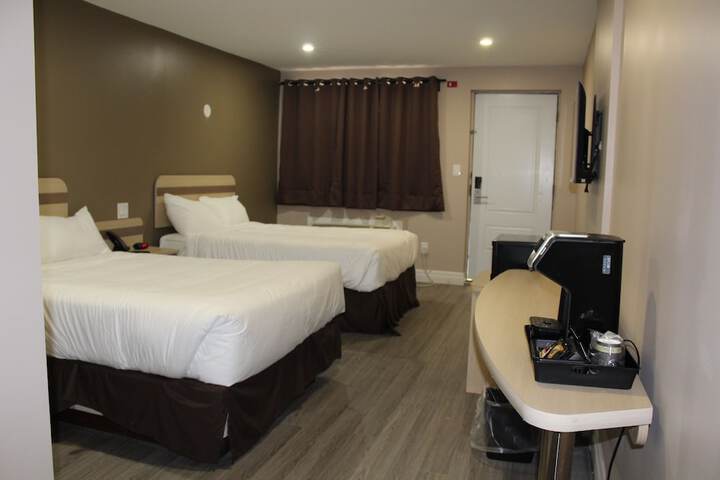 Room 26 of 42