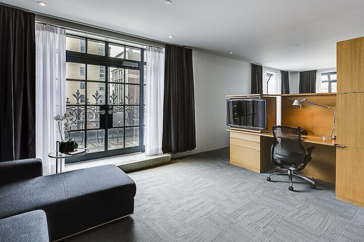 Room 92 of 109