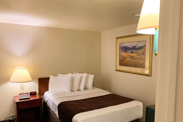 Room 36 of 44