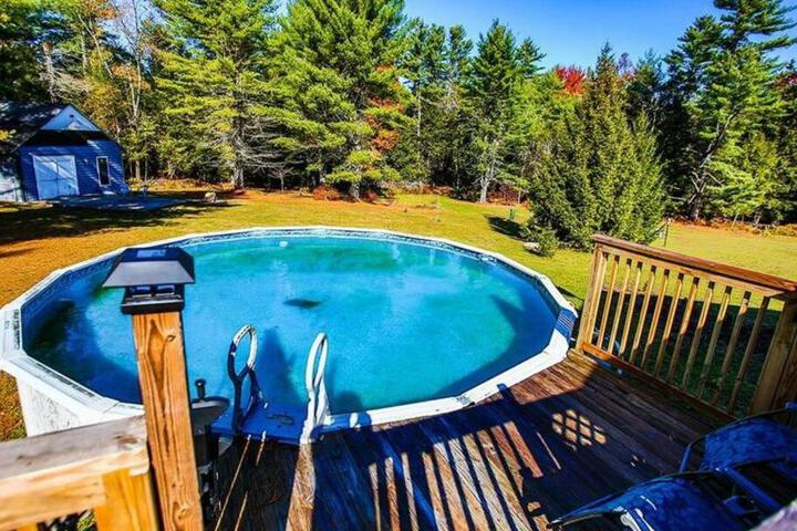 Southwoods Mountain Estate -private mansion pool, hottub+ 15 acres