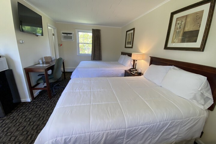 Room 9 of 30