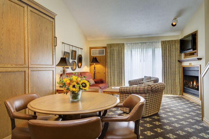 Room 72 of 125