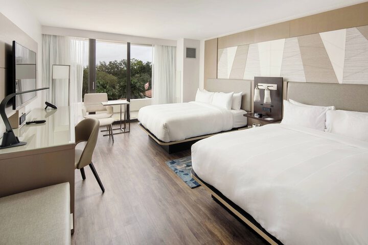 Room 43 of 72