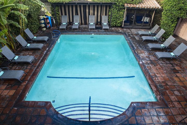 Pool 3 of 65