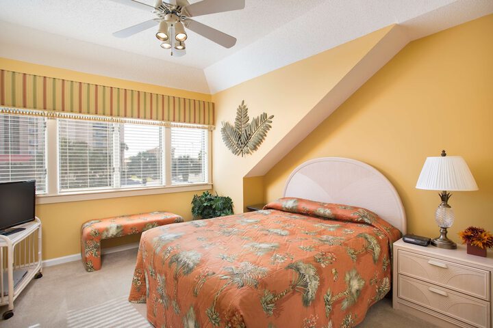 Room 45 of 187