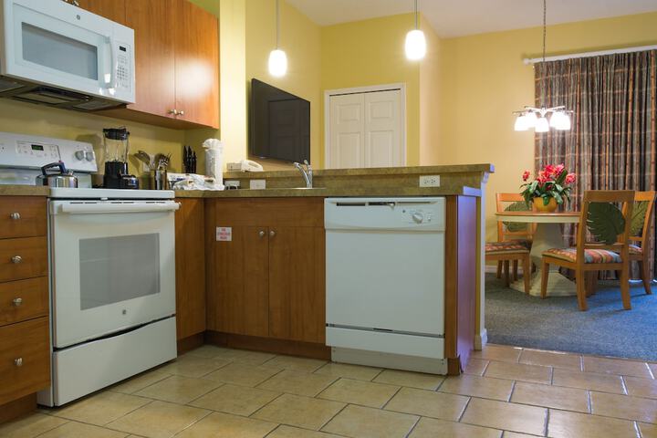 Barefoot Suites