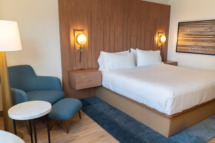 Room 43 of 116