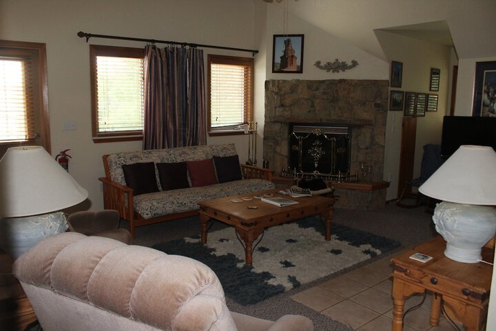 Room 10 of 27