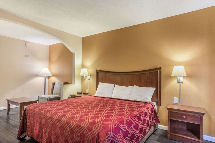 Room 20 of 43