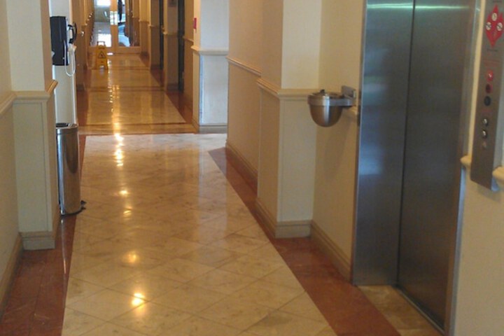 Chateaubleau Hotel