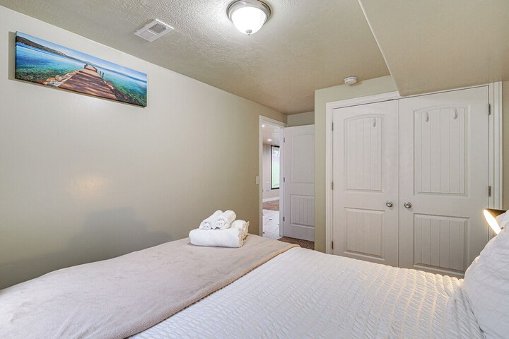 Home Theater & Patio: South Jordan Basement Unit