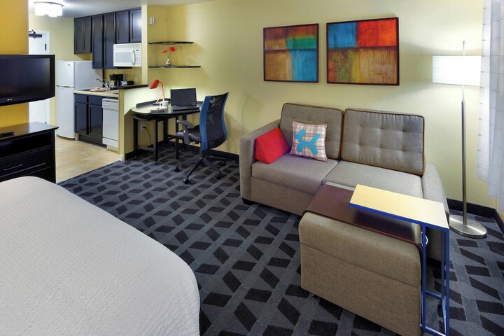 TownePlace Suites Marriott Joplin
