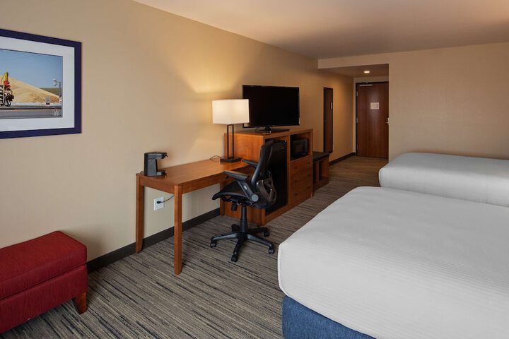 Room 19 of 48