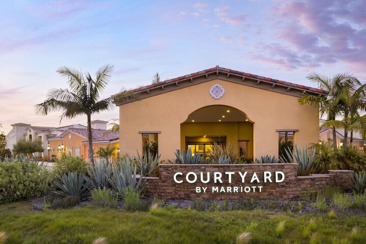 Courtyard Santa Barbara Goleta