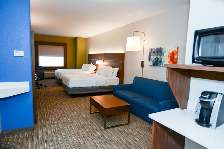 Room 17 of 39