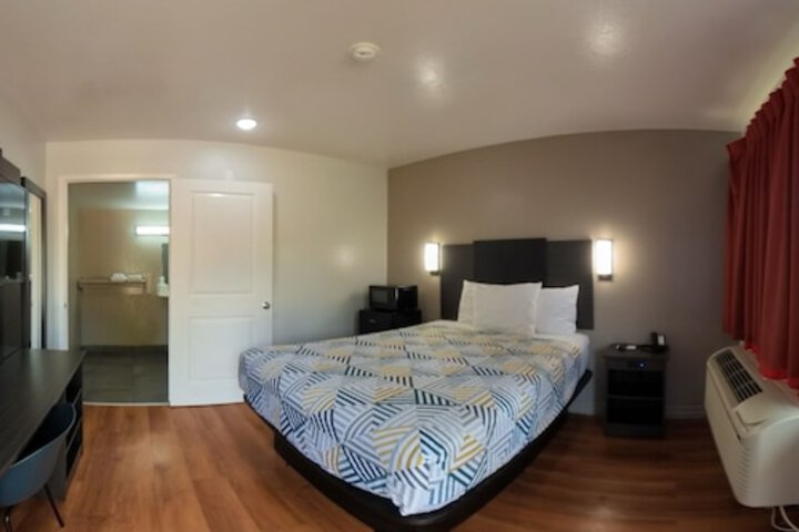 Motel 6 Conroe TX