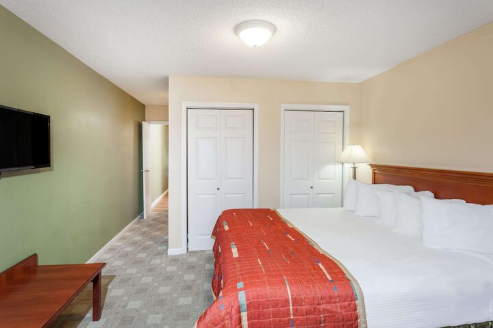 Room 21 of 24