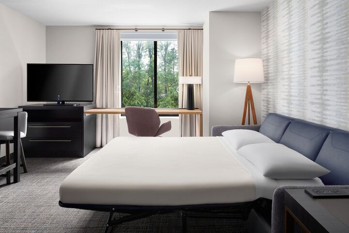 Room 34 of 46