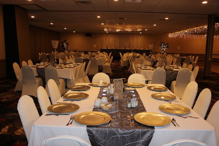Ramada by Wyndham Grand Forks