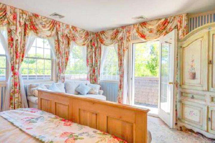 Villa Victoria - Cozy Hamptons Villa