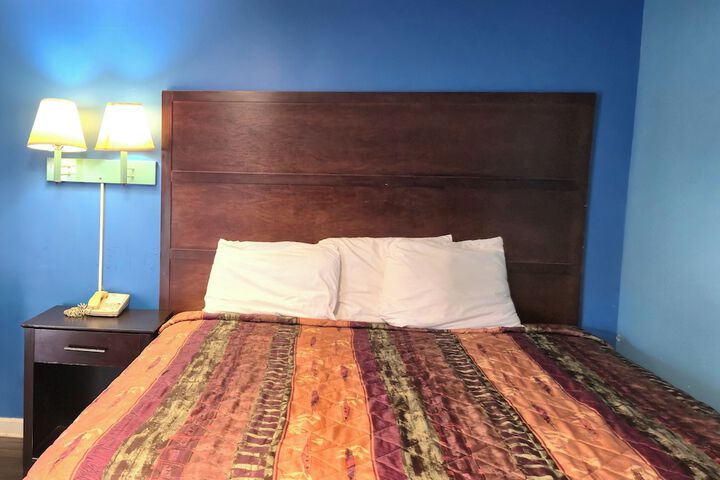 Holiday Motel by Belvilla Cleveland TN