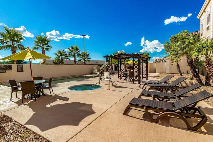 Pool 6 of 47
