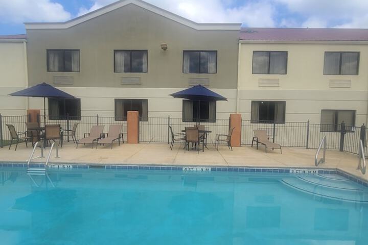 Pool 3 of 25
