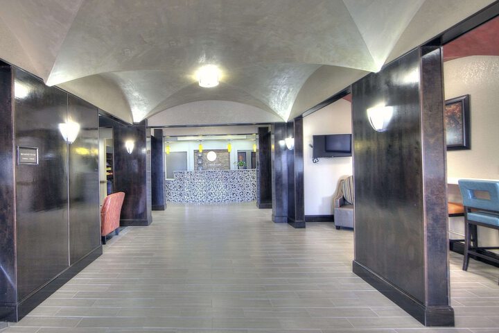 Hotel Interior 6 of 35