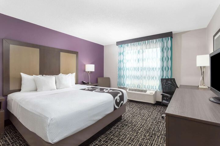La Quinta Inn & Suites by Wyndham Hopkinsville