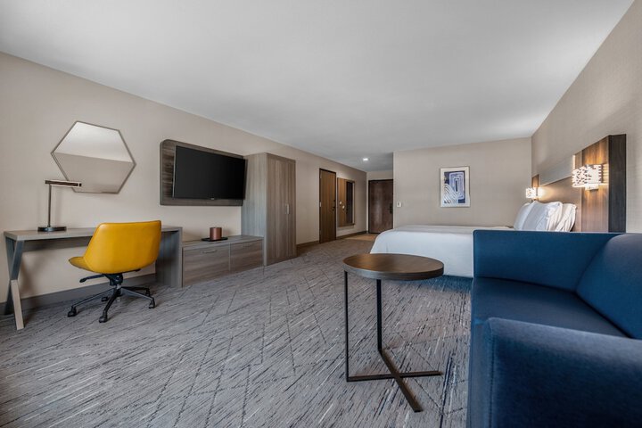 Room 29 of 40