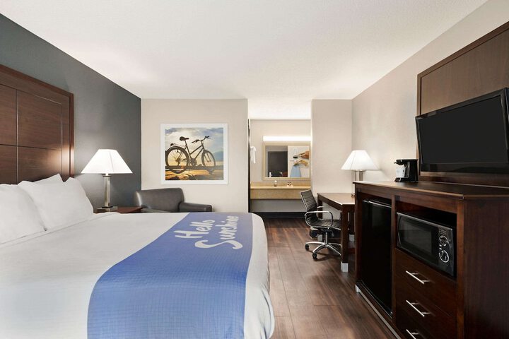 Room 22 of 25