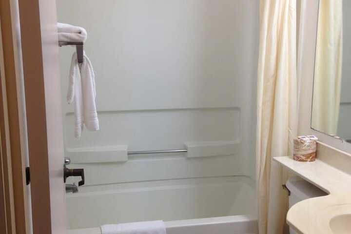 Room 36 of 38