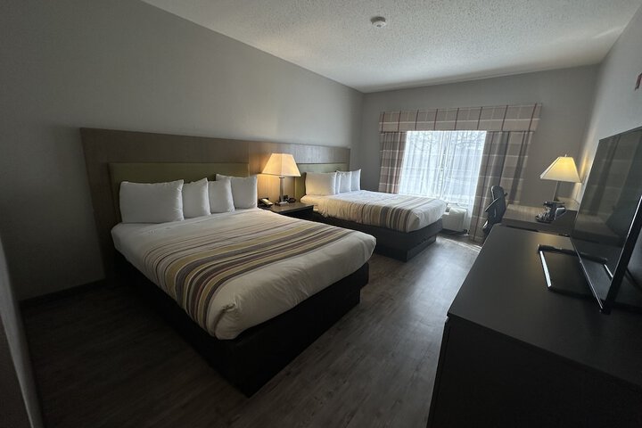 Room 32 of 86