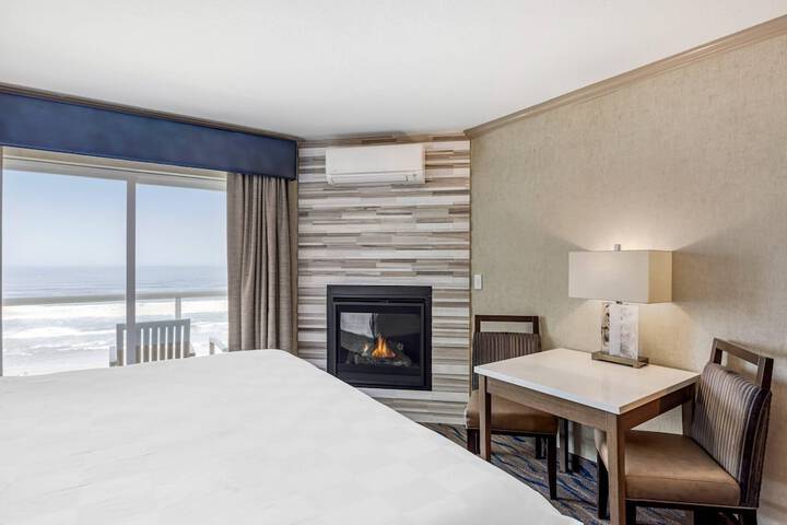Elizabeth Oceanfront Suites an Ascend Collection Hotel