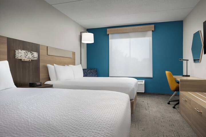 Room 21 of 47