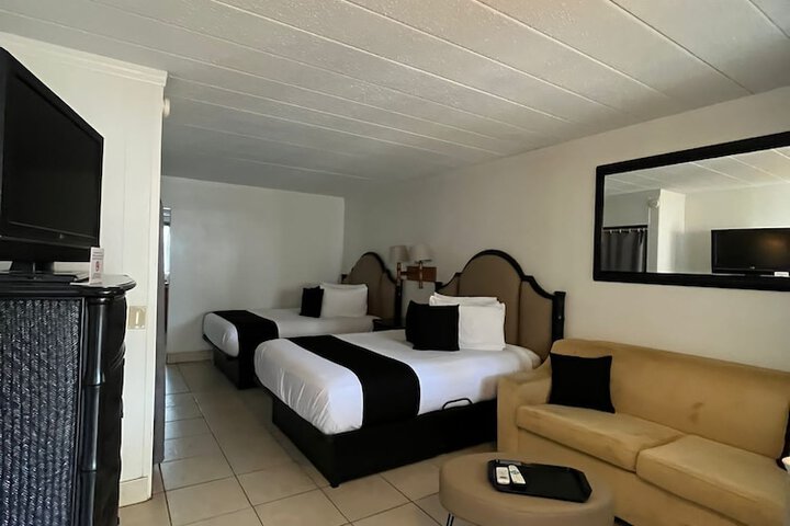 Room 71 of 170