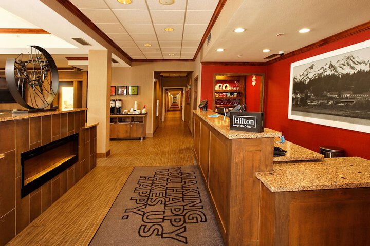 Hotel Interior 14 of 60