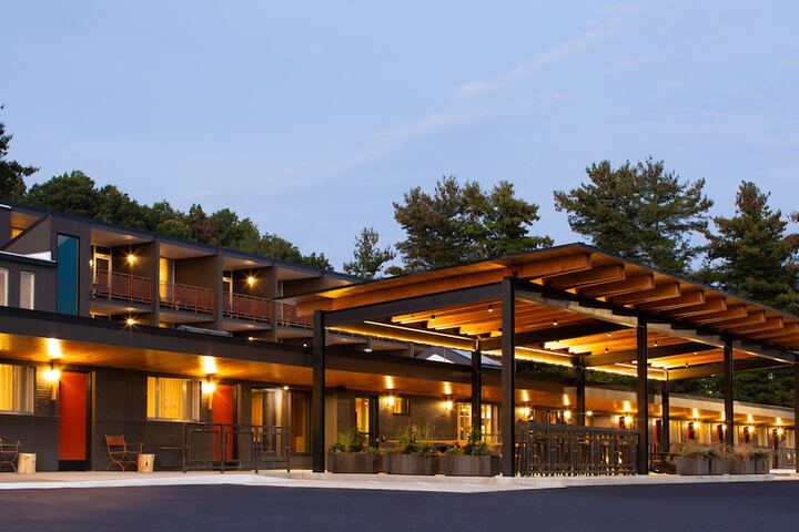Rhodes Motor Lodge
