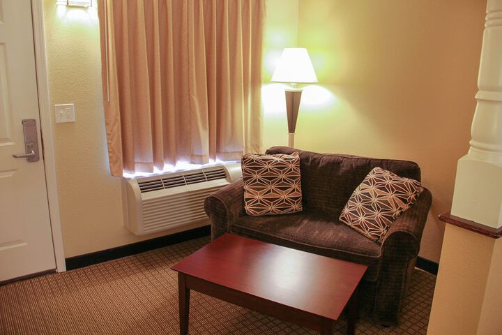 Room 34 of 79