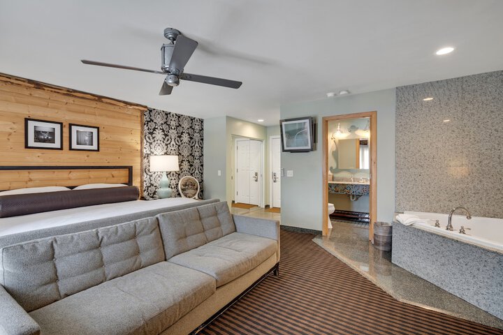 Room 43 of 124