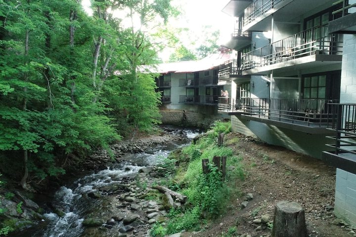 Hotel 2 of 55